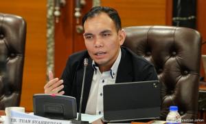 SNAPSHOT | Bangi MP: Azam's remarks on Arm probe 'premature'; MCMC issues demand against TikTok