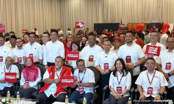 story-image