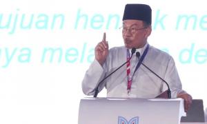 After Tabung Haji, Agong wants govt to look into Felda dealings - PM