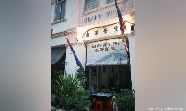 'Mee pok' mistaken for pork, Johor kopitiam mulls legal action against FB page