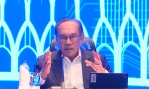 Anwar: Govt open to study integrating GST elements into SST