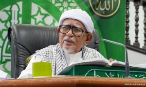 Hadi says Bersatu no longer part of PN, Azmin disagrees